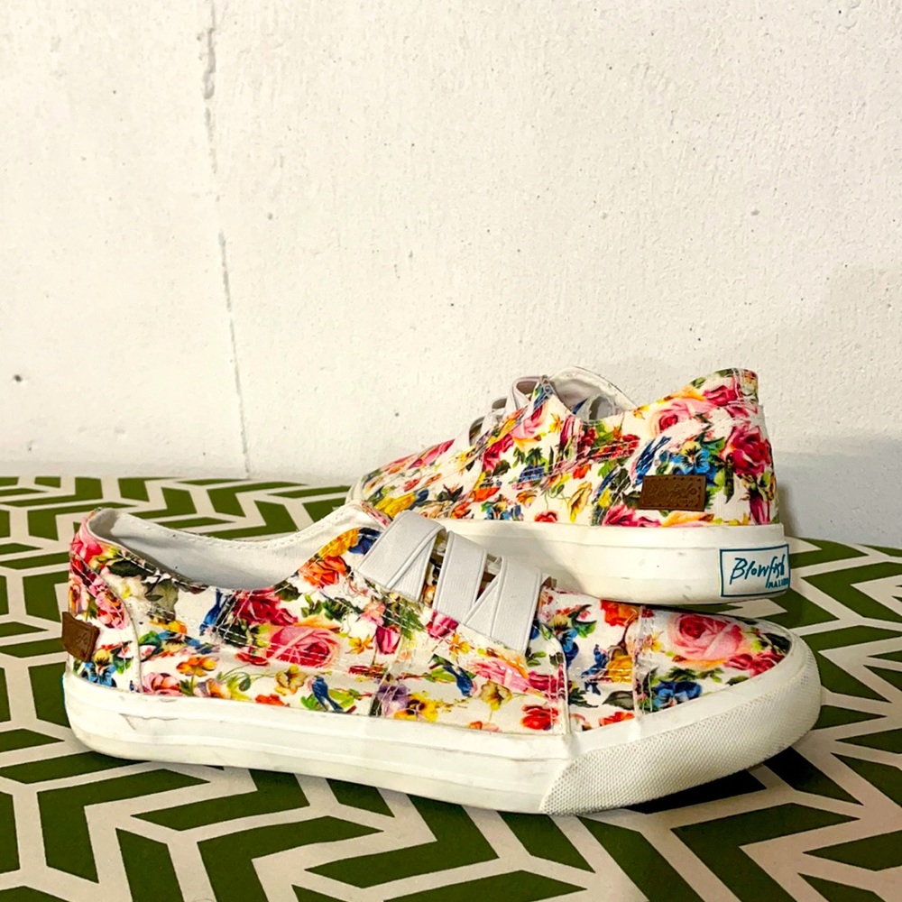Blowfish Floral Slide-on Shoes 11